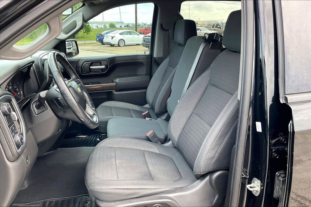 Used 2020 Chevrolet Silverado 1500 LT 4D Crew Cab