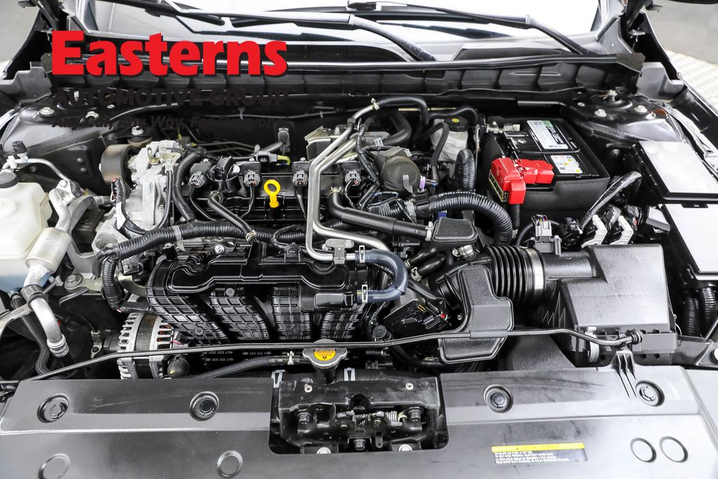 Used 2023 Black Nissan 2.5 SV image 7