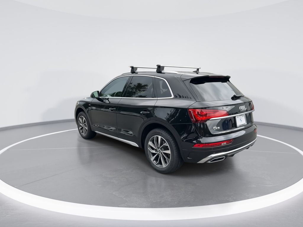 Thumbnail: 2022 Audi Q5 - 6
