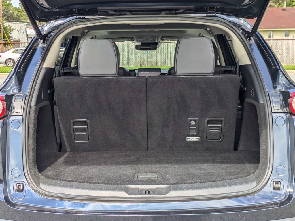 2022 Mazda CX-9 Touring Plus