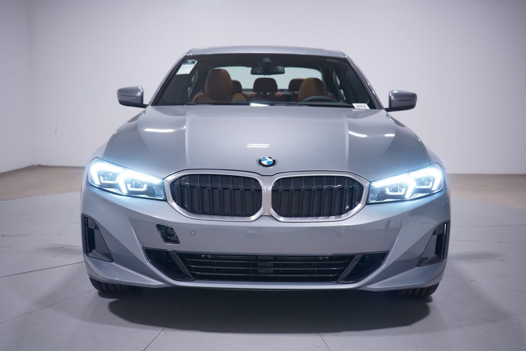 Thumbnail: 2026 BMW 3 Series - 4