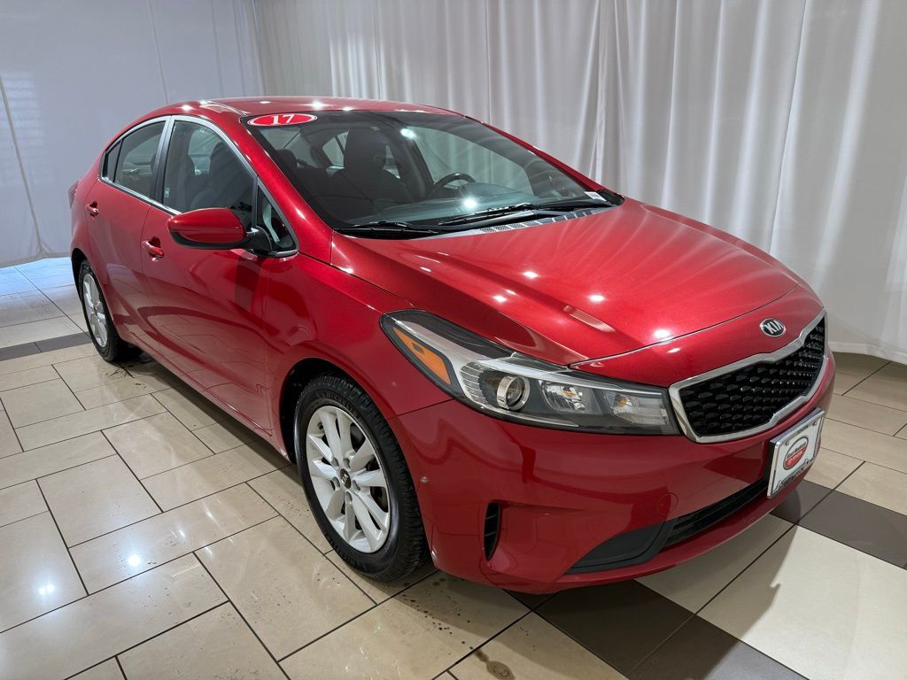 Thumbnail: 2017 Kia Forte - 7