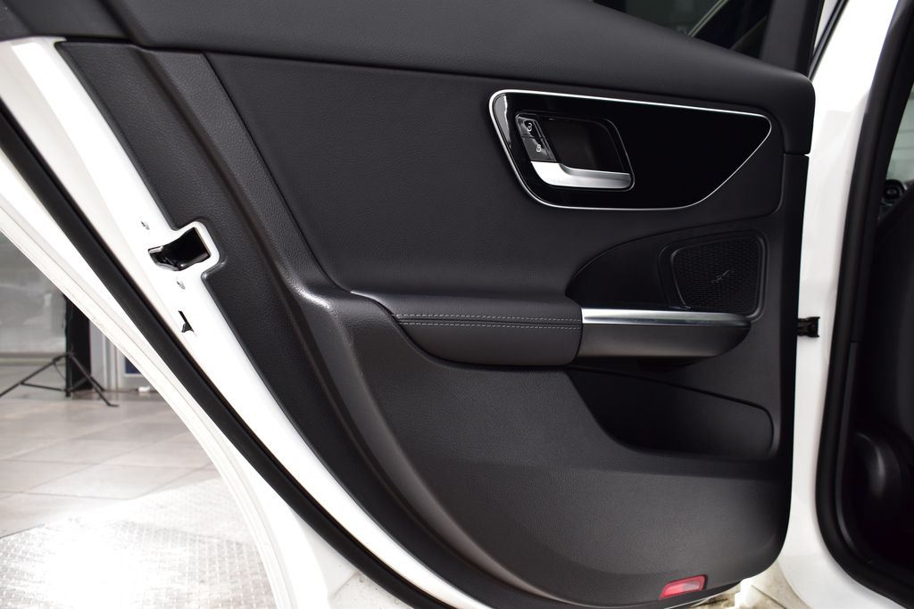 Thumbnail: 2023 Mercedes-Benz C-Class - 16