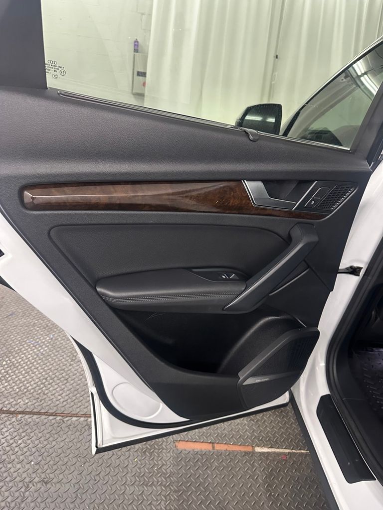 used 2019 Audi Q5 car, priced at $18,985