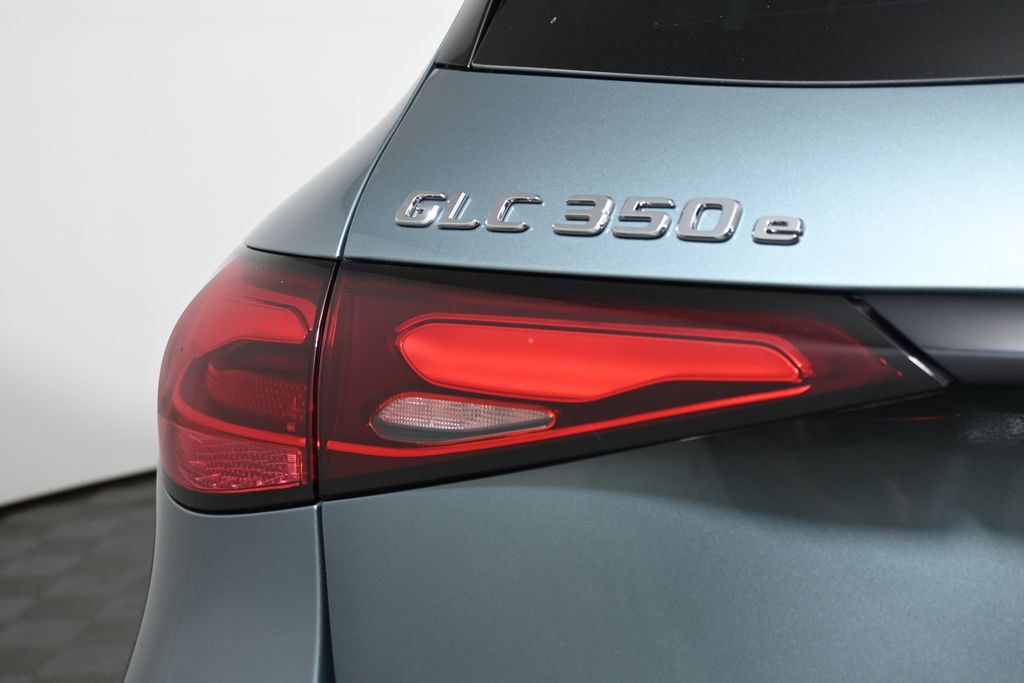 Thumbnail: 2026 Mercedes-Benz GLC - 12