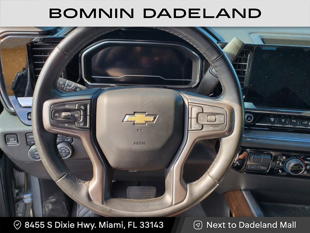 2024 Chevrolet Silverado 3500HD High Country photo