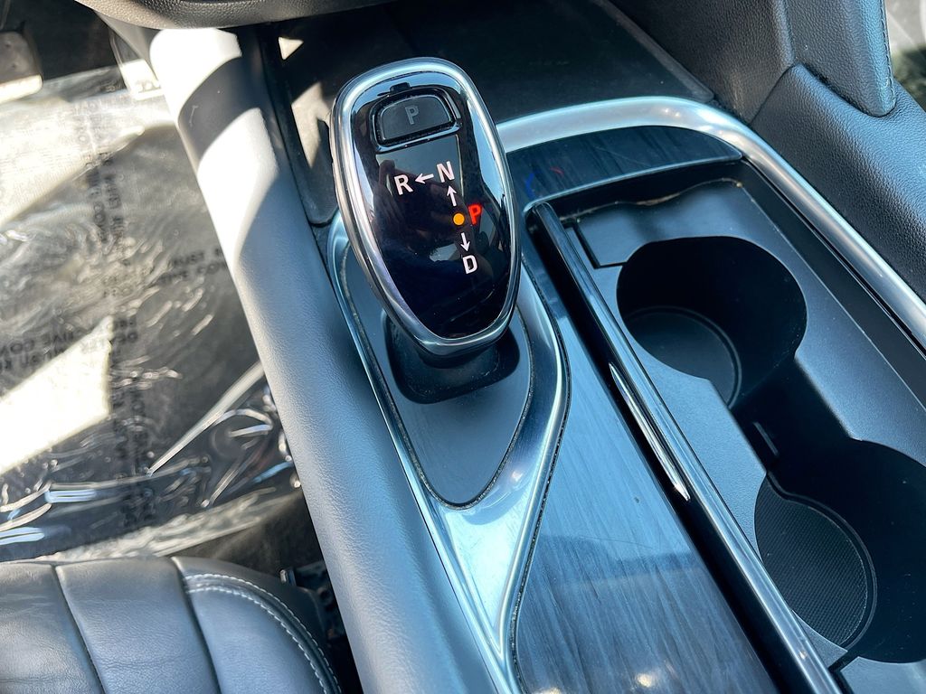 Used 2021 Black Buick Essence image 16