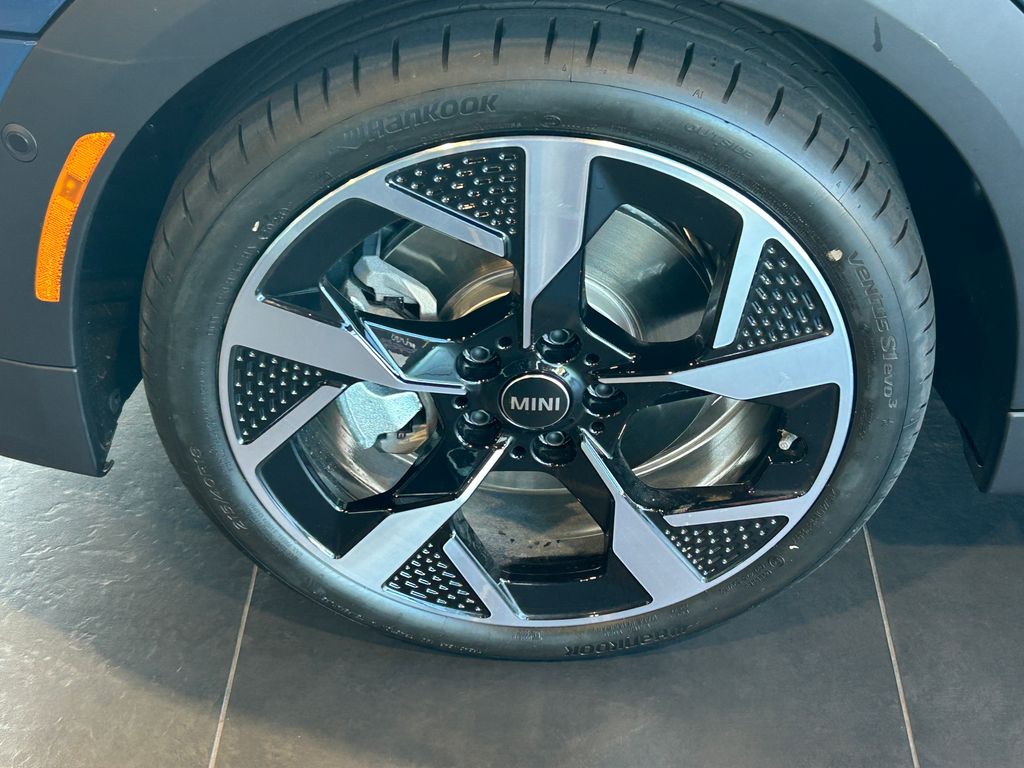 Thumbnail: 2026 MINI Cooper - 9