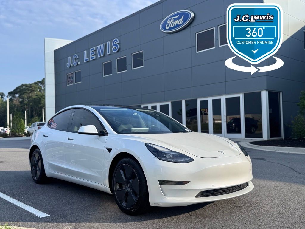 2021 Tesla Model 3 Standard Range Plus