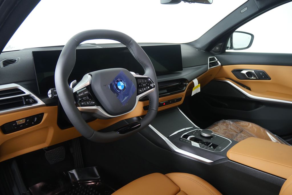 Thumbnail: 2026 BMW 3 Series - 12