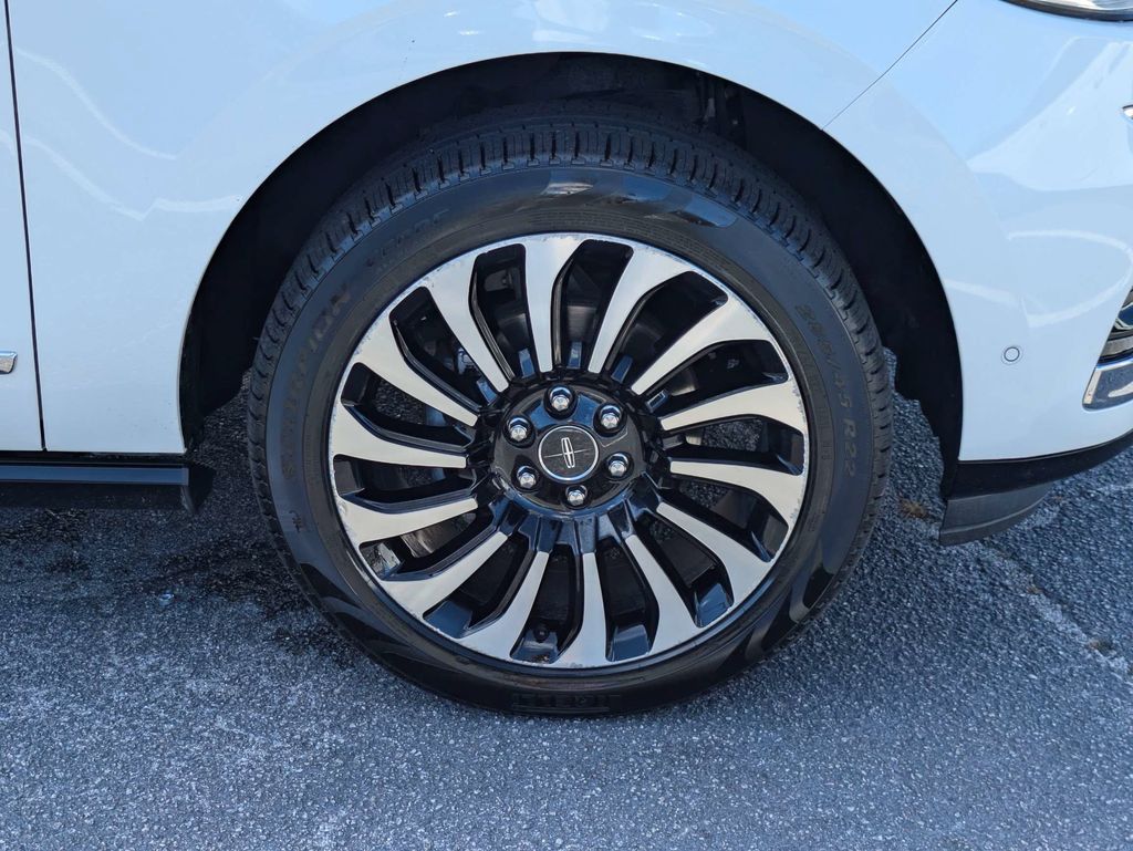 2022 Lincoln Navigator Black Label L