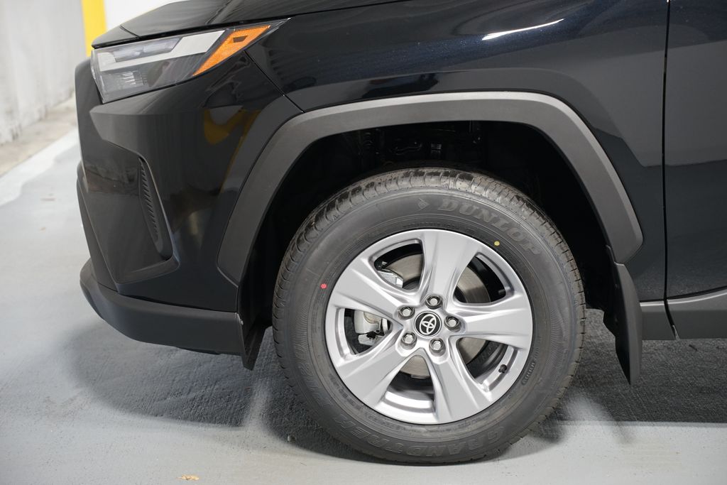 Thumbnail: 2025 Toyota RAV4 - 5