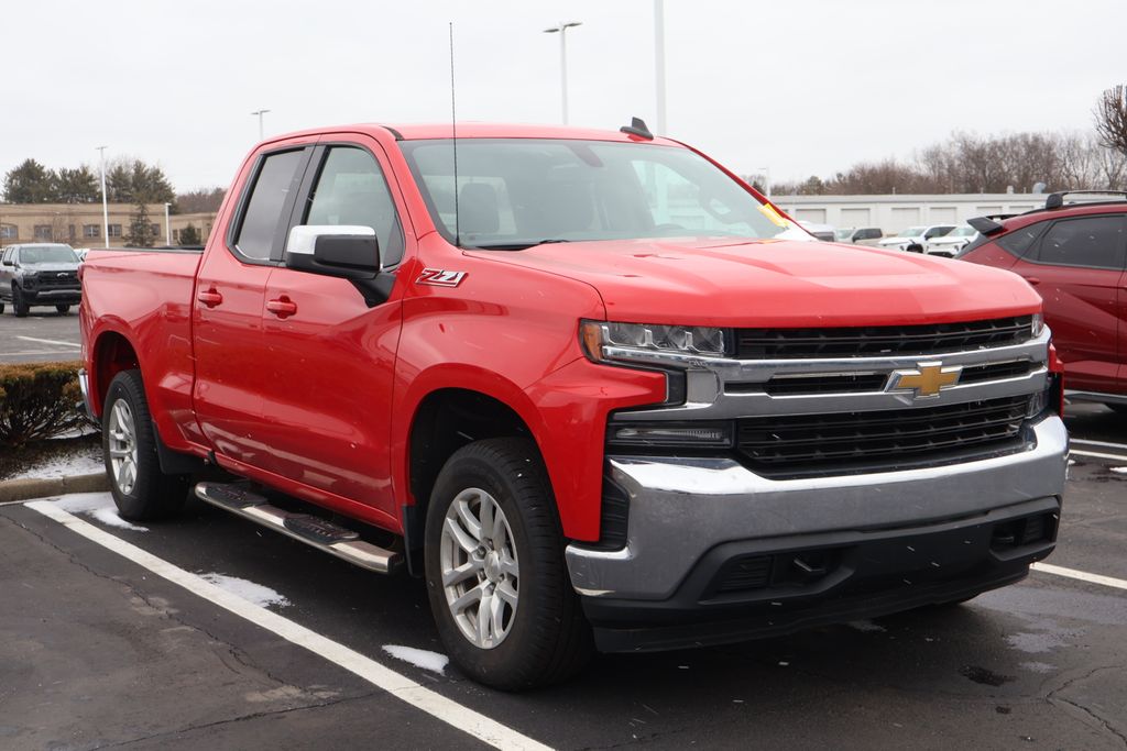 Thumbnail: 2019 Chevrolet Silverado 1500 - 3