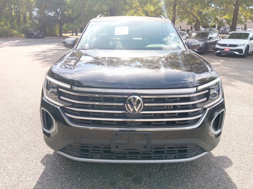 2025 Volkswagen Atlas 2.0T SE w/Technology 8