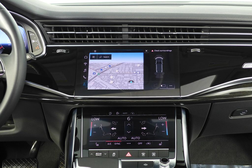 Thumbnail: 2023 Audi Q7 - 26