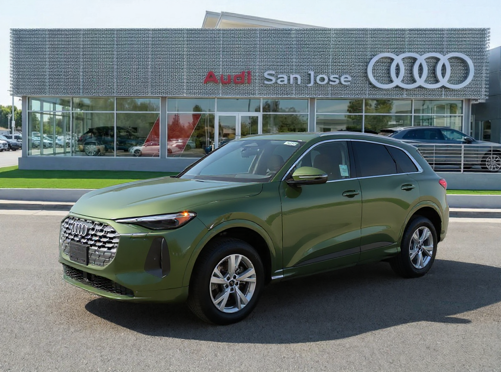 Thumbnail: 2026 Audi Q5 - 1