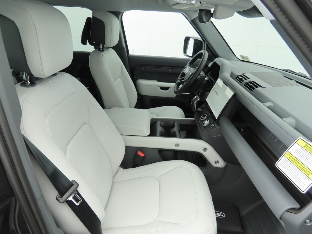 Thumbnail: 2026 Land Rover Defender - 22