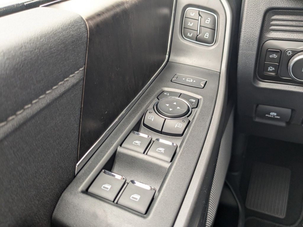 2025 Ford F-250 Super Duty Lariat