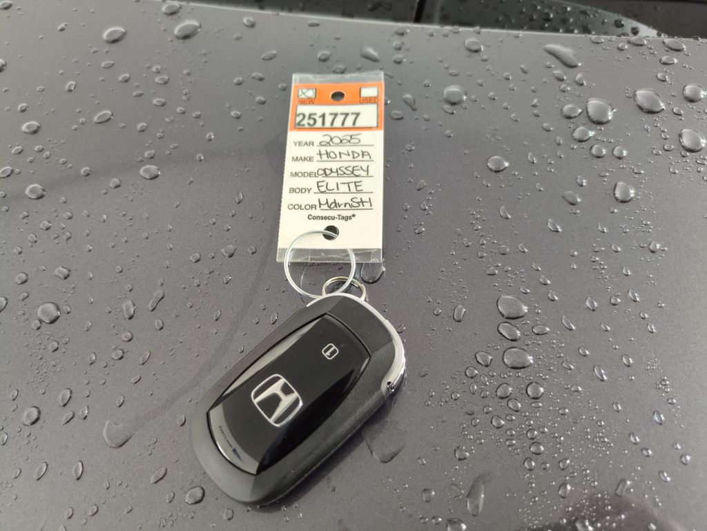 New 2025 Honda Odyssey For Sale in Fort Wayne, IN