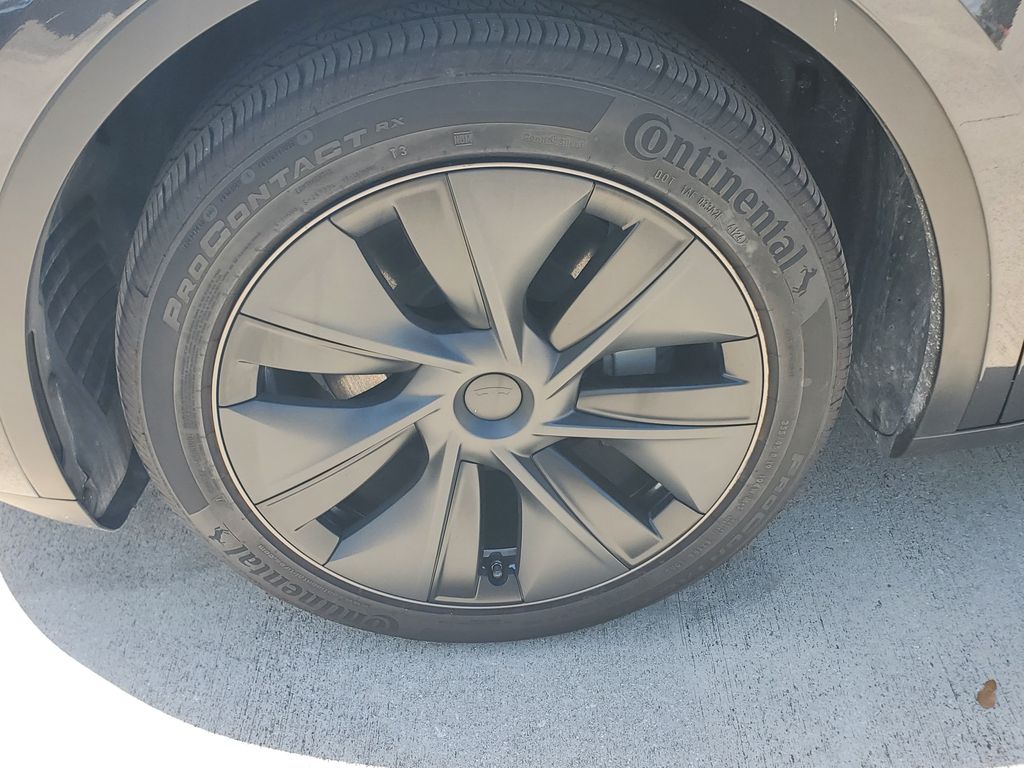 2025 Tesla Model Y - $37,488