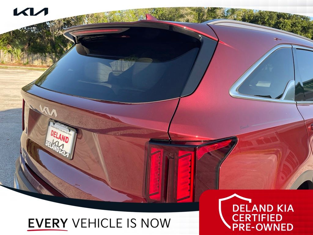2024 Kia Sorento EX - Photo 17