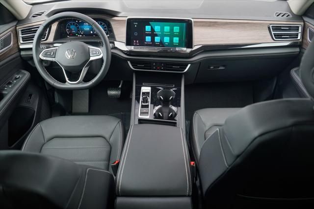 Thumbnail: 2026 Volkswagen Atlas - 9