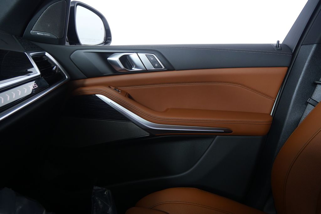 Thumbnail: 2026 BMW X5 - 24