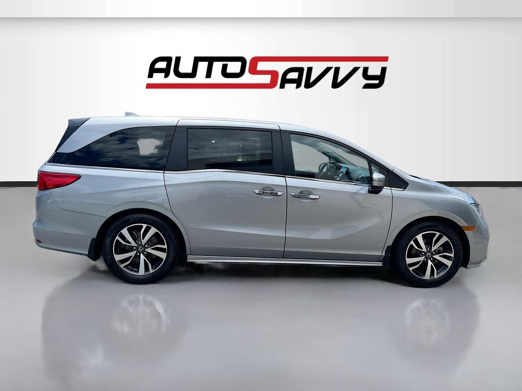 Used 2023 Silver Honda Touring image 8