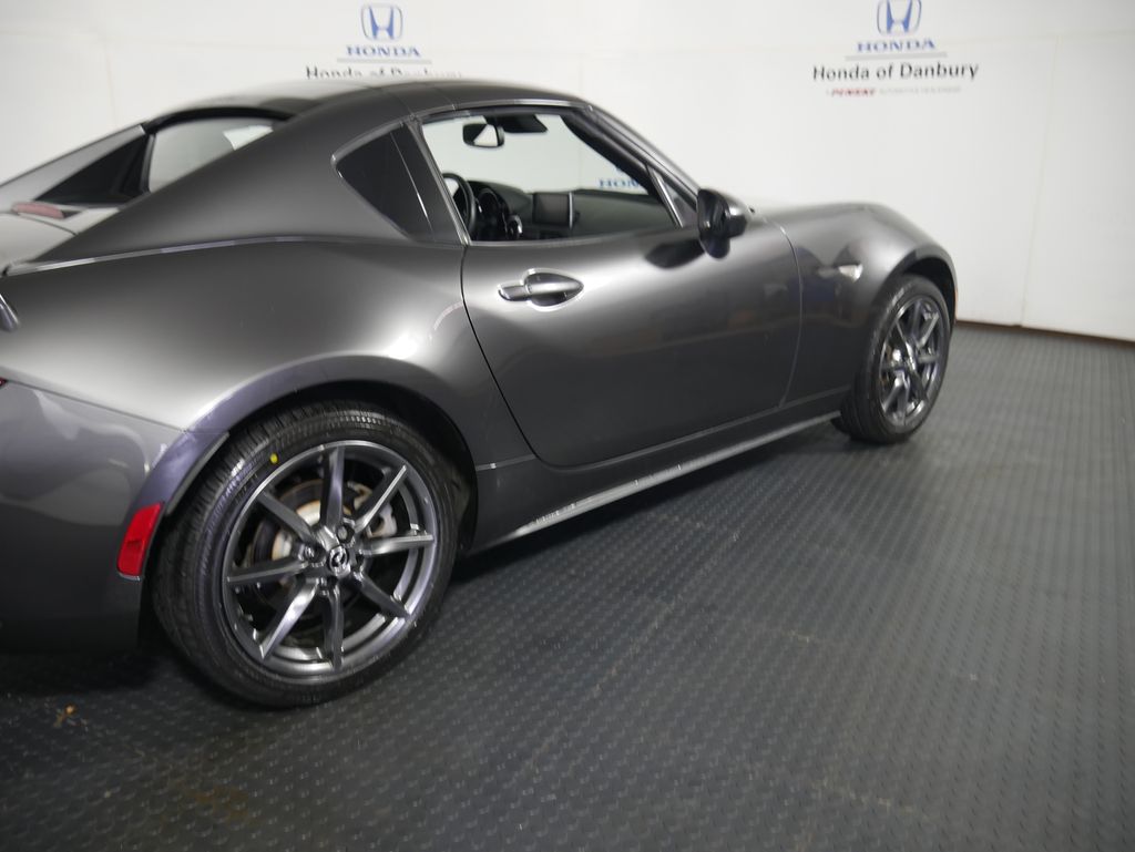Thumbnail: 2017 Mazda MX-5 Miata - 4