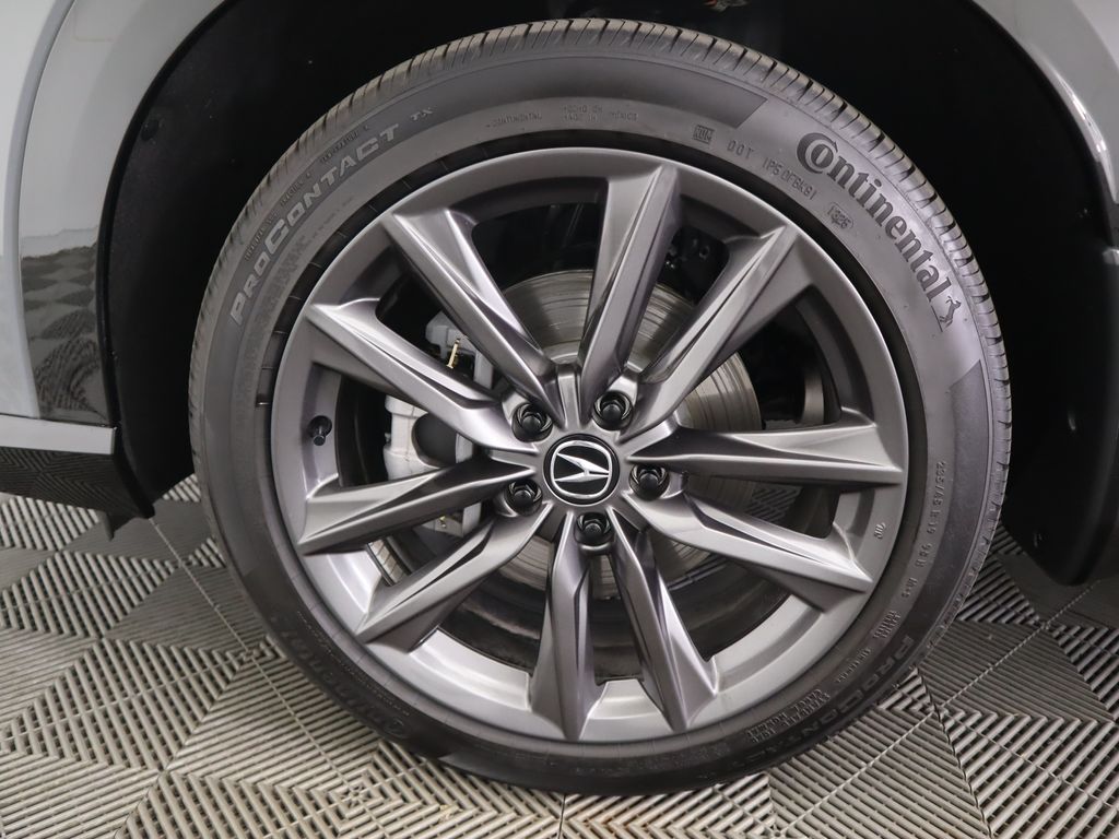 Thumbnail: 2025 Acura ADX - 30