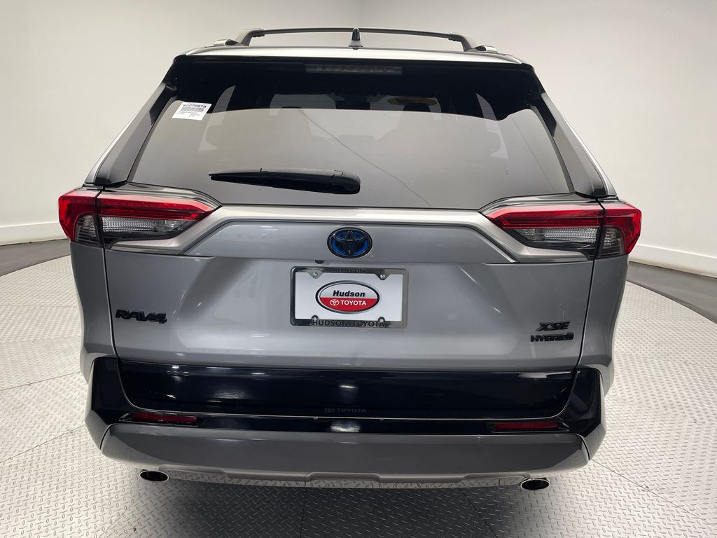 2021 Toyota RAV4 XSE 6
