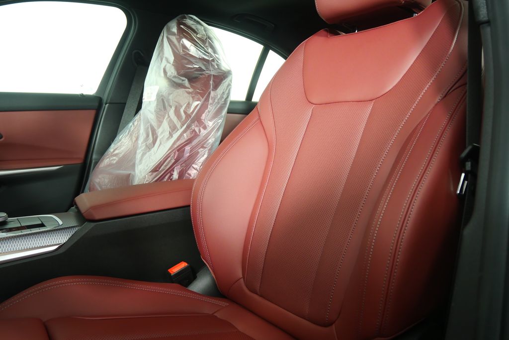 Thumbnail: 2026 BMW 3 Series - 11