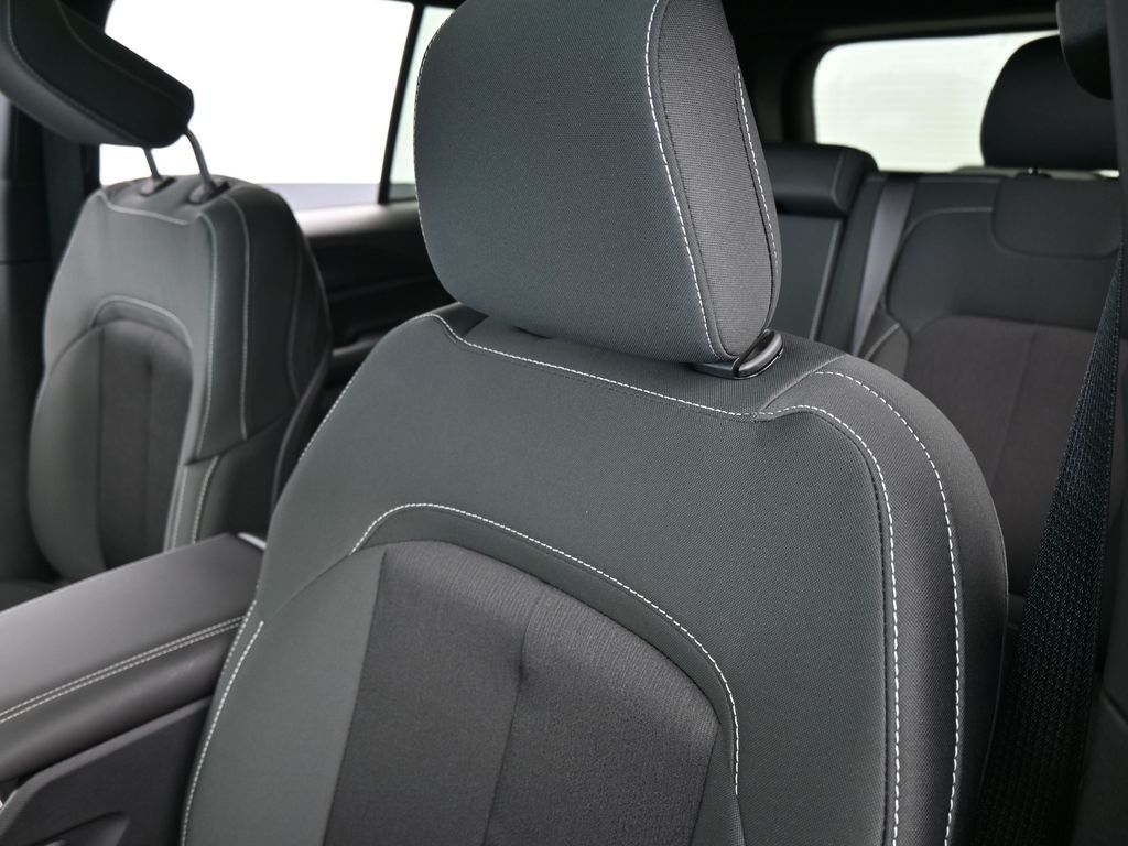 New 2026 Bright White Clearcoat Jeep Laredo image 17