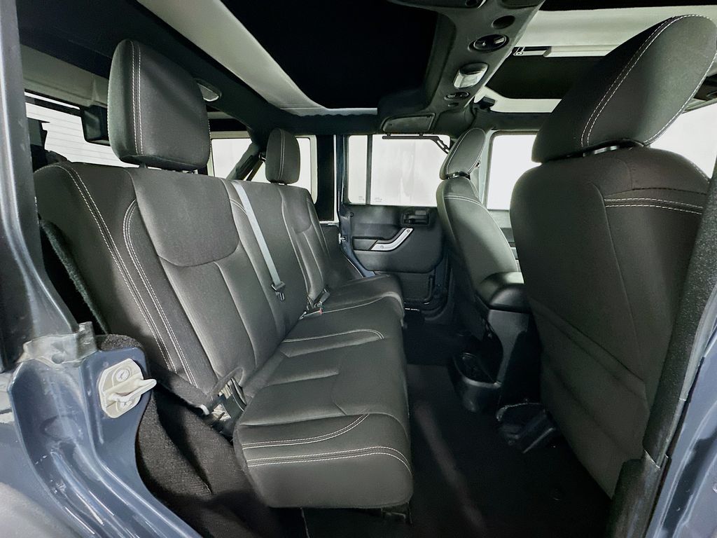 Thumbnail: 2018 Jeep Wrangler - 26