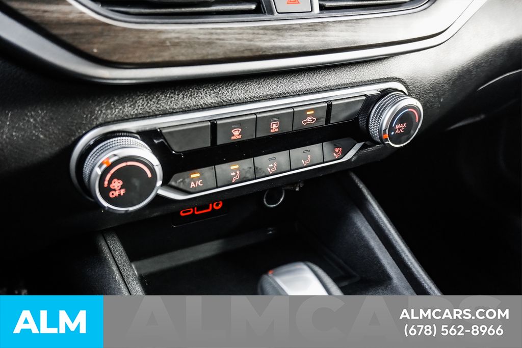 Used 2025 Black Nissan 2.5 SV image 38