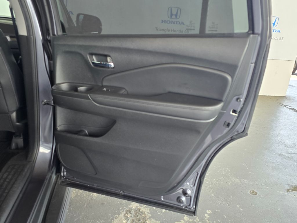 Thumbnail: 2021 Honda Pilot - 25