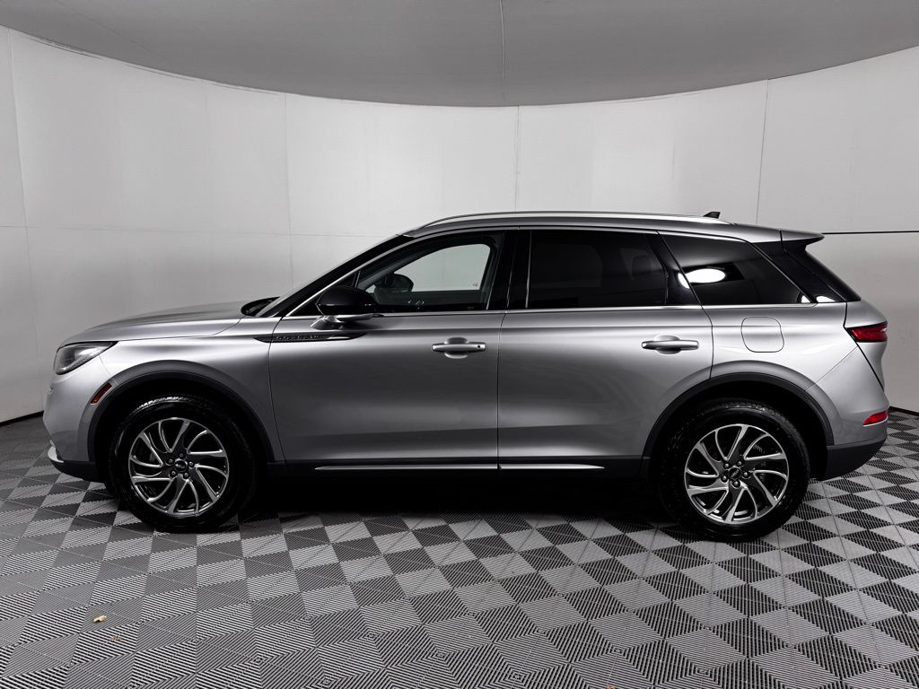 Certified Used 2022 Silver Lincoln Standard image 4