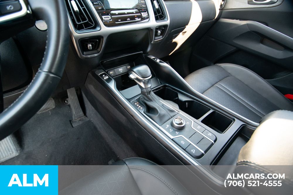2022 Kia Sorento S photo 33