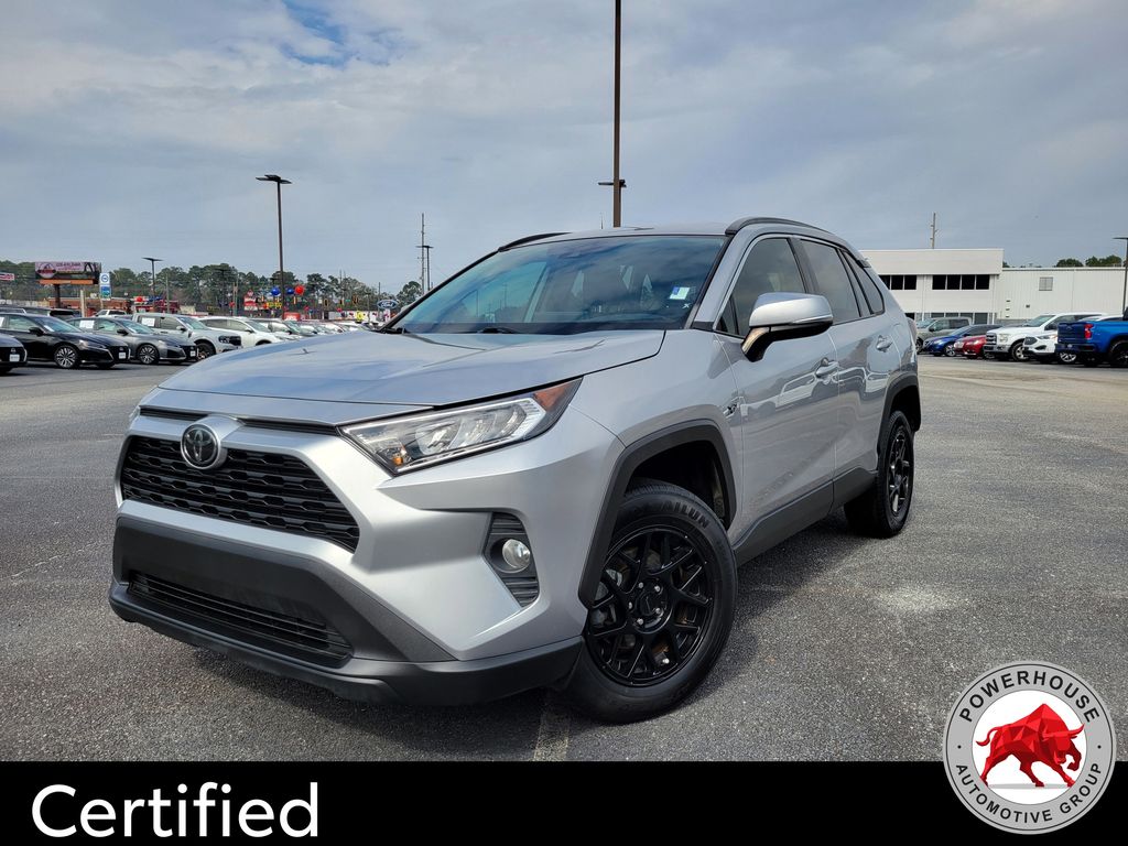 2020 Toyota RAV4 XLE FWD