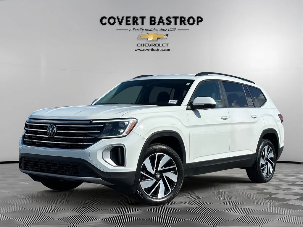 Pure White 2025 Volkswagen Atlas SUV / Crossover Front-Wheel Drive 8-Speed Automatic