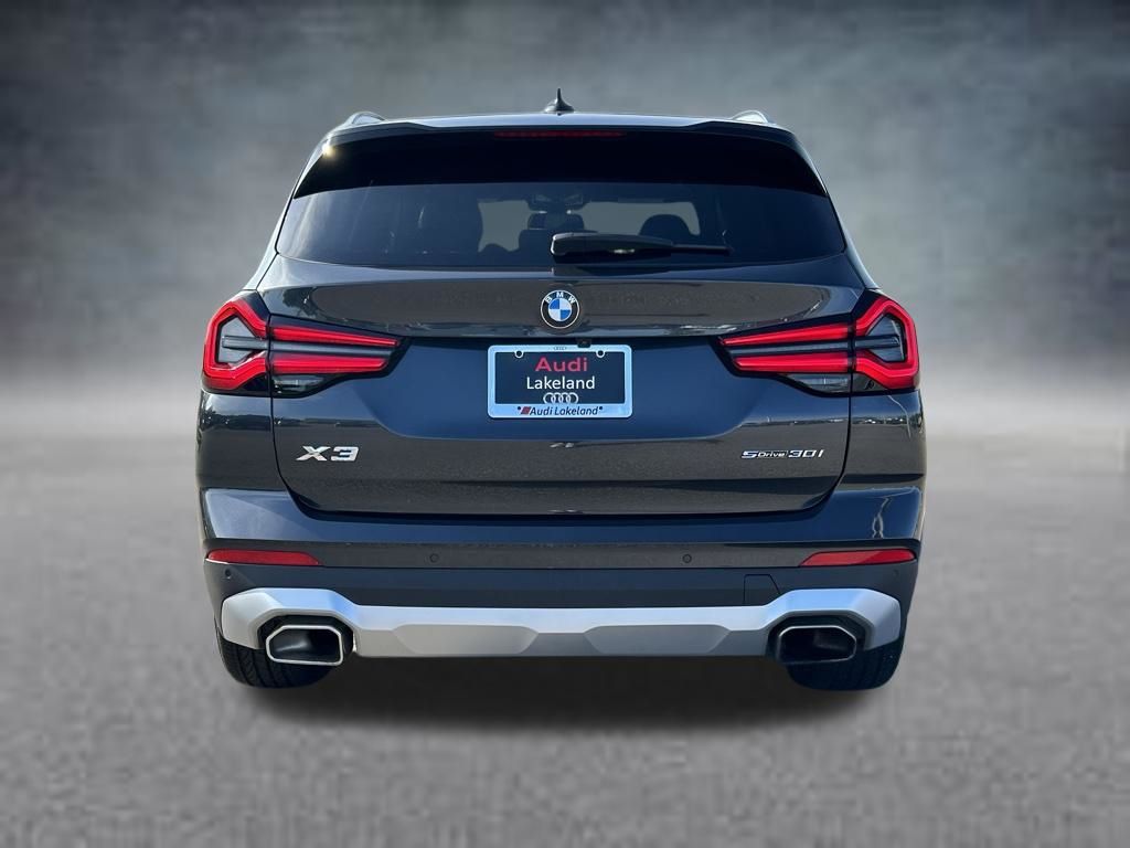 Used 2024 Dark Graphite Metallic BMW sDrive30i image 3
