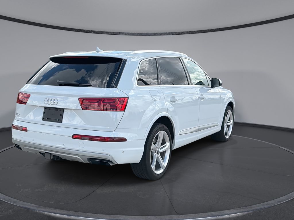 Thumbnail: 2019 Audi Q7 - 11