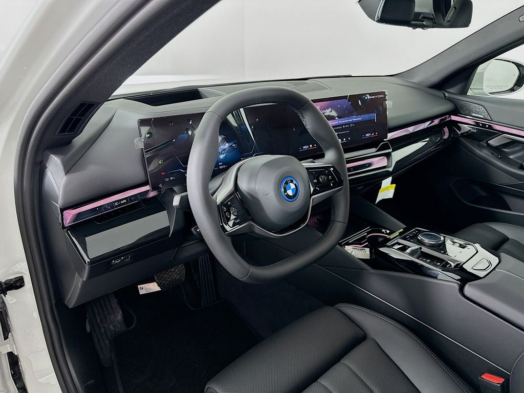 2025 BMW i5 eDrive40 9