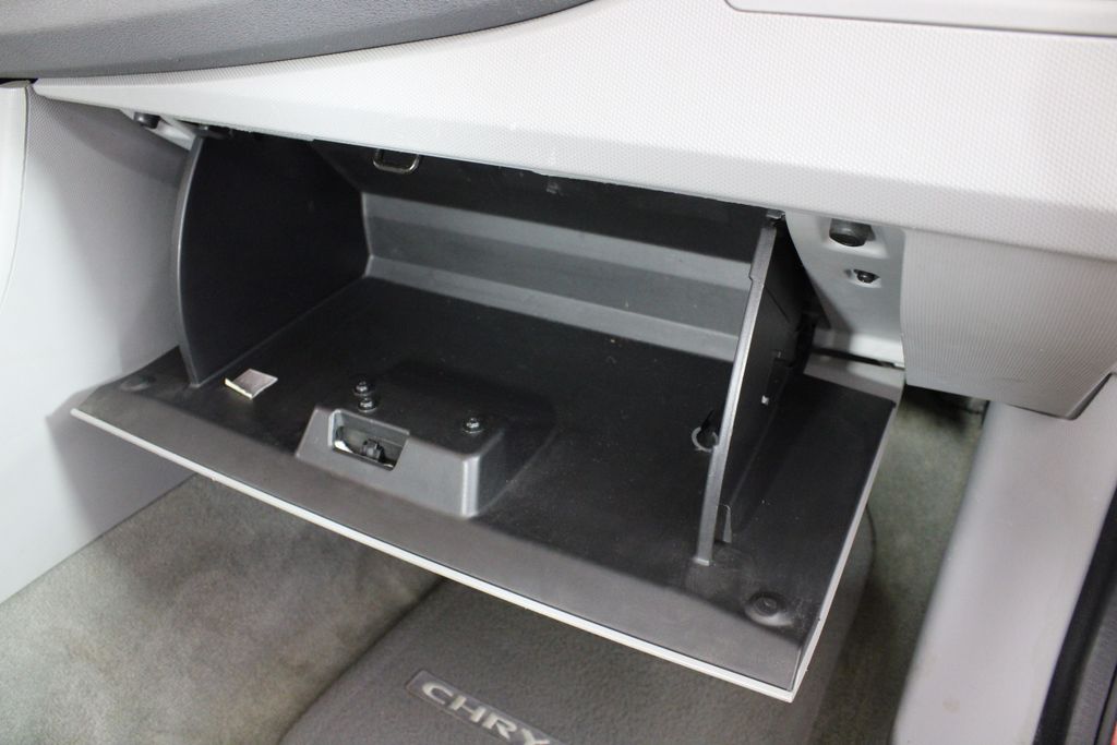 Used 2008 Chrysler Sebring for sale in 