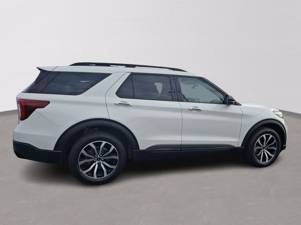 2021 Ford Explorer ST 7