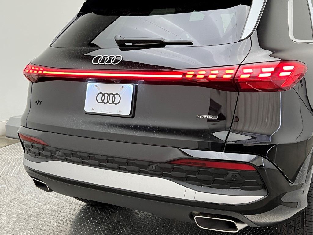 Thumbnail: 2025 Audi Q5 - 6