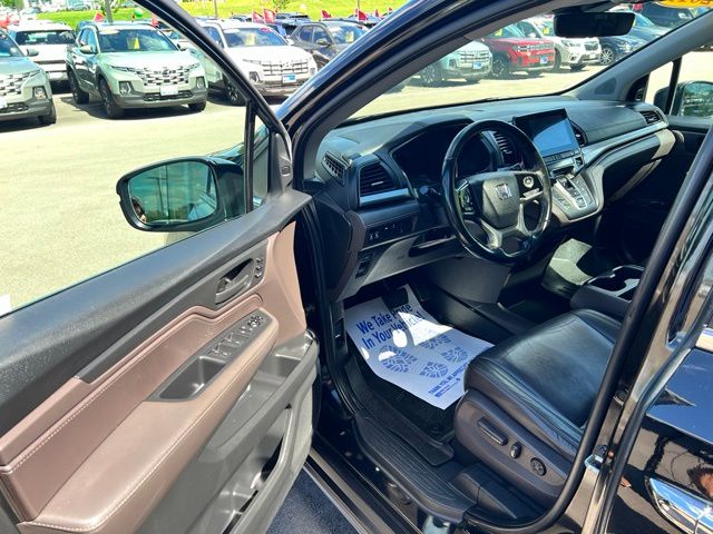 Used 2019 Crystal Black Pearl Honda EX-L image 7