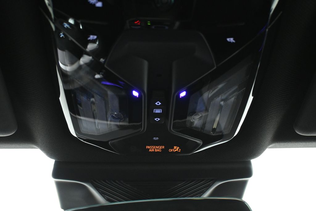 Thumbnail: 2026 BMW X3 - 21