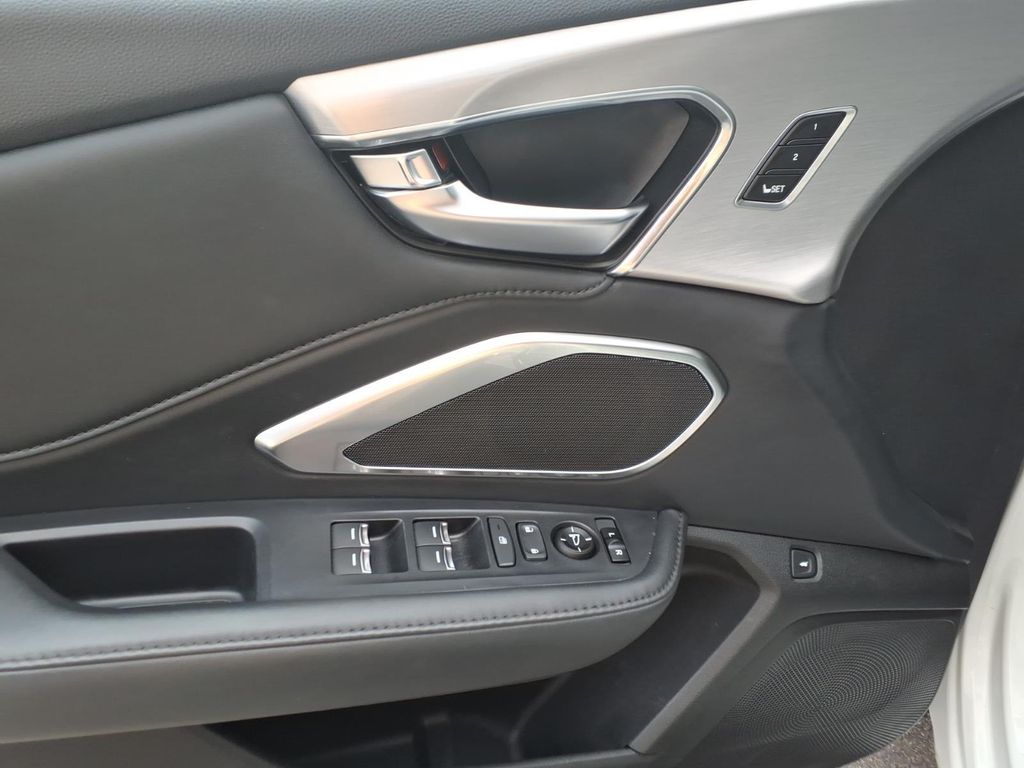Used 2021 White Acura Base image 12