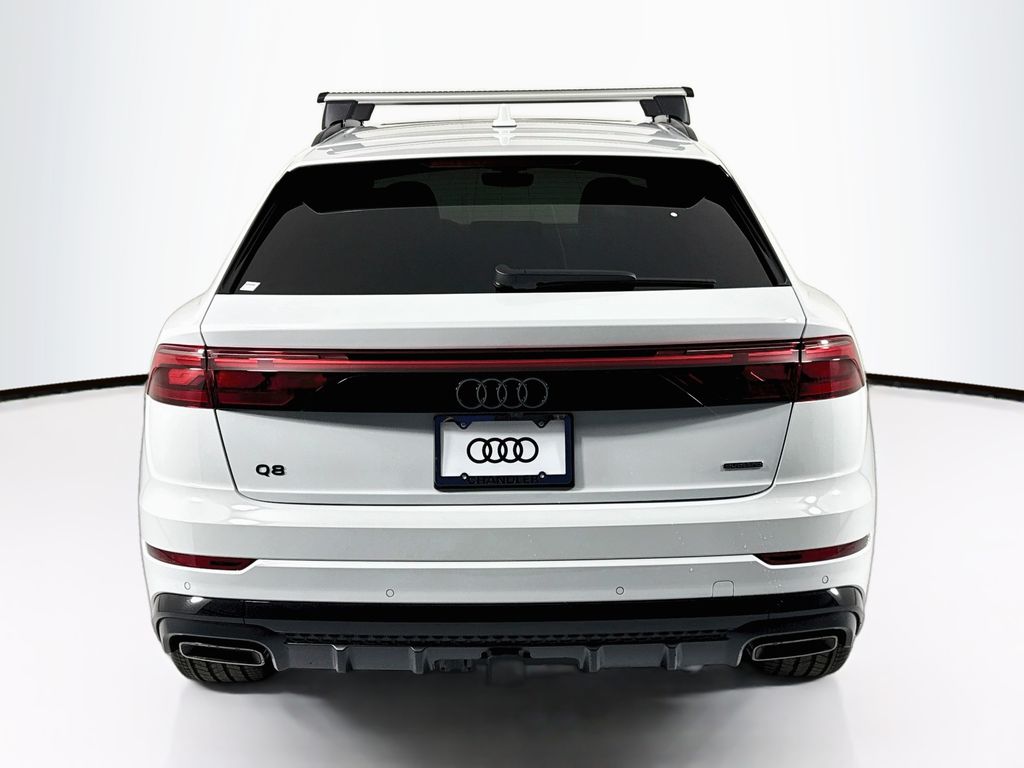 Thumbnail: 2026 Audi Q8 - 6
